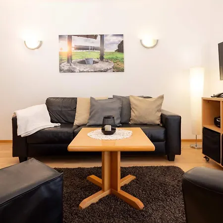 Egger * טטנאנג