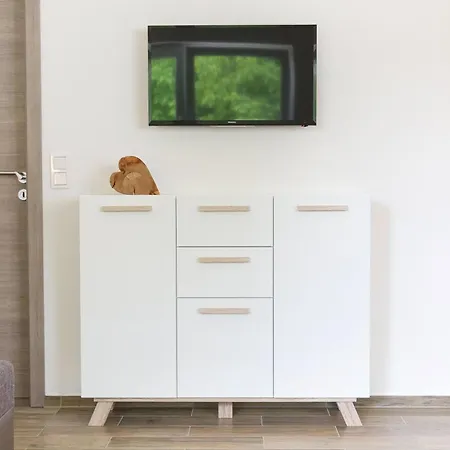 דירה Egger טטנאנג